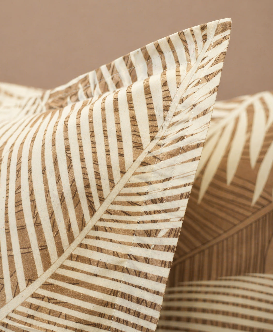 Furnishia Toasted Almond Frond