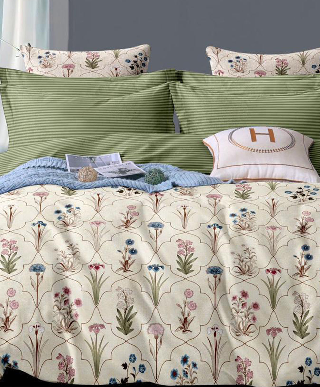 Furnishia Daffodil Floral Cream Elegance