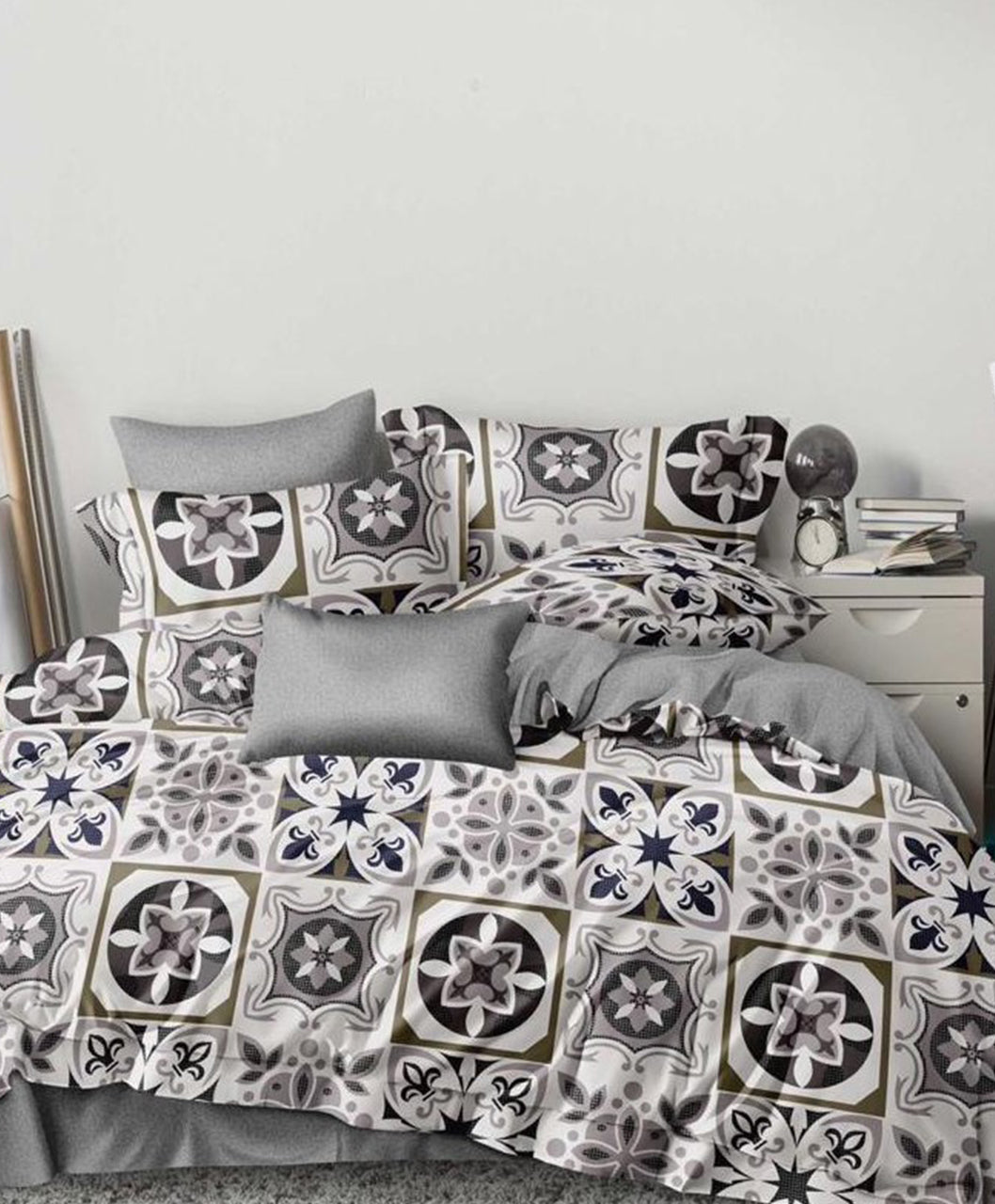 Furnishia Premium Polycotton Heritage Tile Double Bedsheet