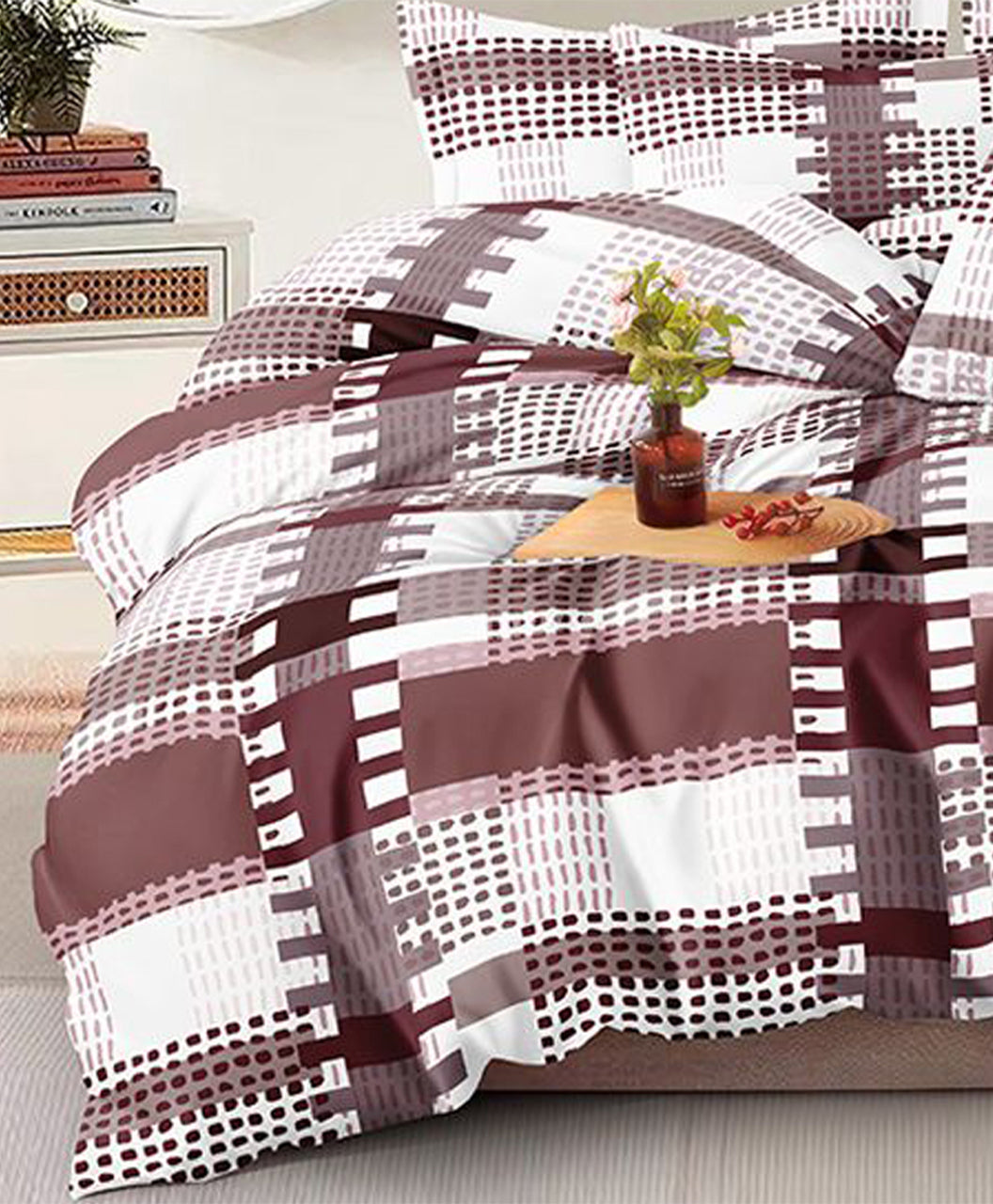 Furnishia Festive Bloom Frosted Caramel