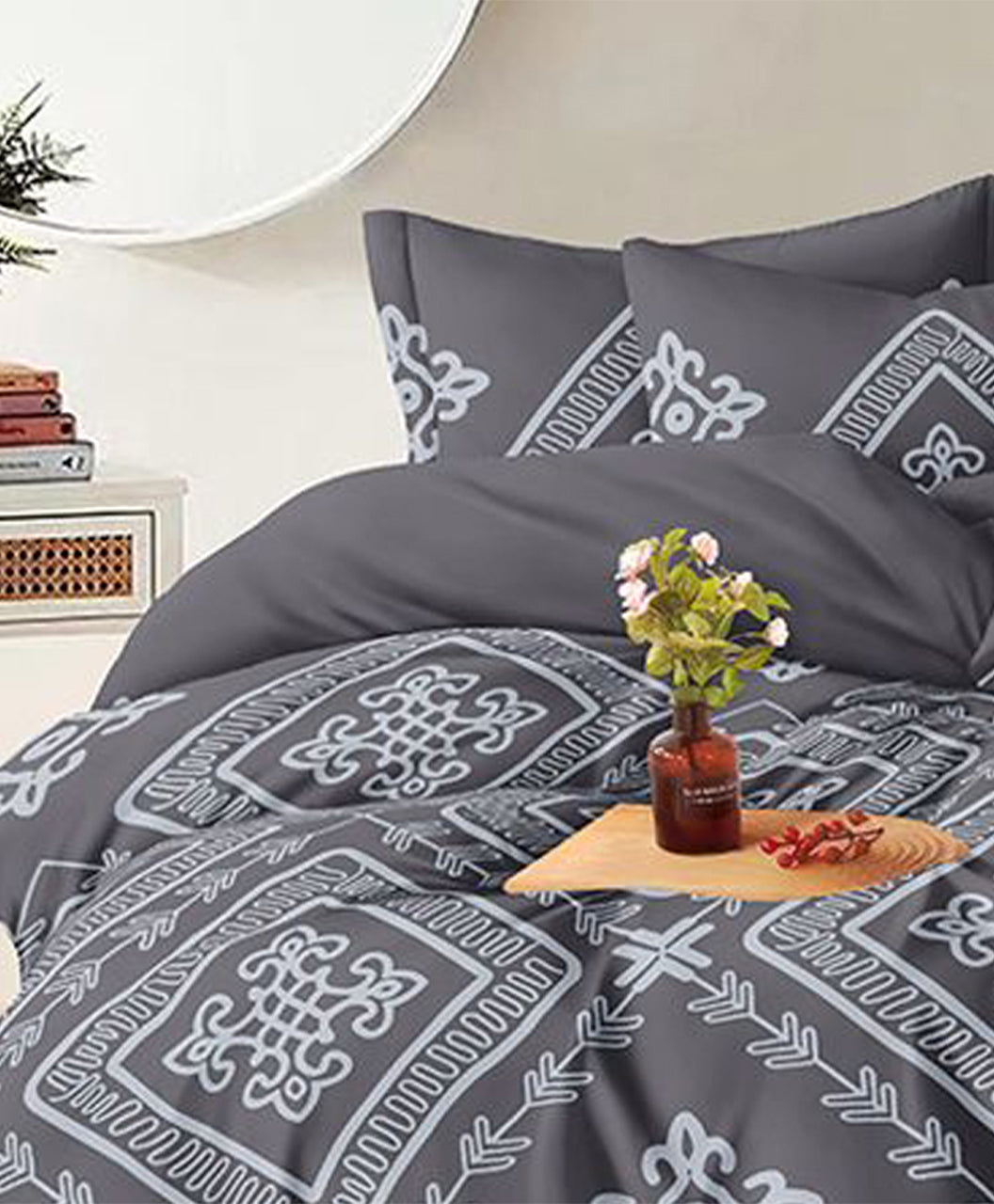 Furnishia Festive Bloom Midnight Grace